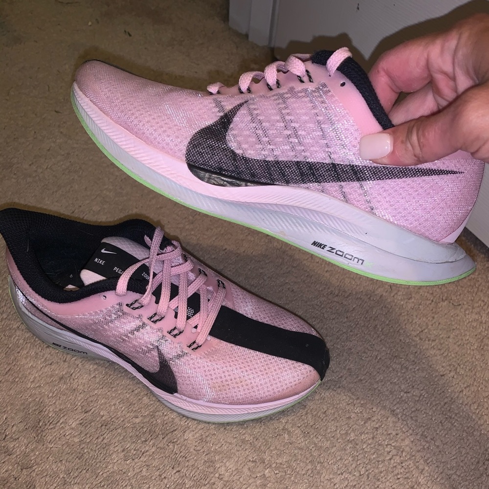 Nike women’s zoom size 7
